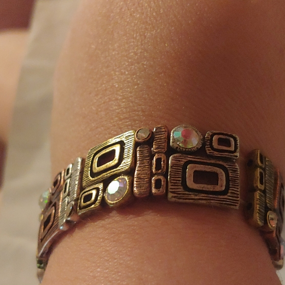 Premier Designs Jewelry - Premier Designs bracelet stretch elastic mixed metals silver gold rose crystal